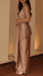 Dana Kebaya in Deep Brown