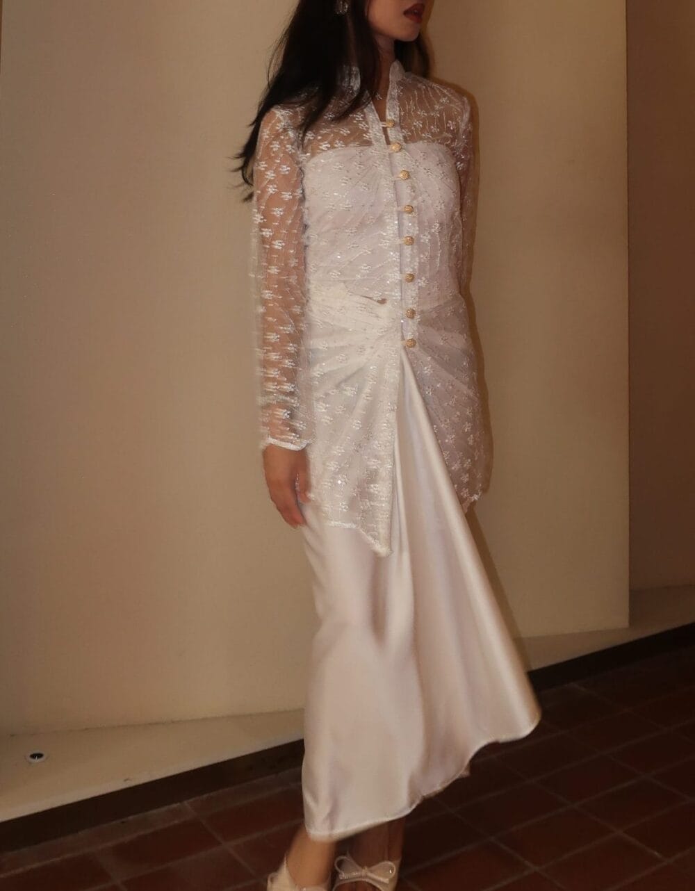 Dana Kebaya in White