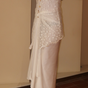 Dana Kebaya in White